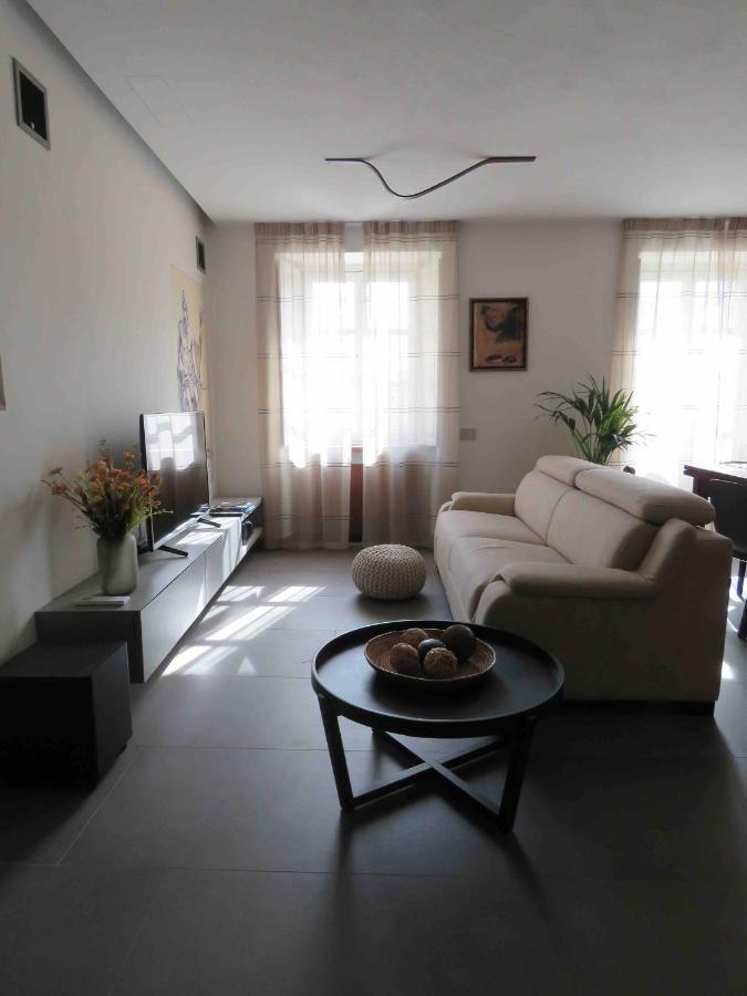 Les Fleuves - Buthier Apartment Aosta Ngoại thất bức ảnh